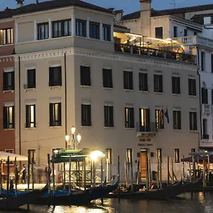 H10 Palazzo Canova **** Wenecja